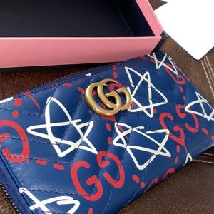 Gucci Ghost  Round zipper wallet